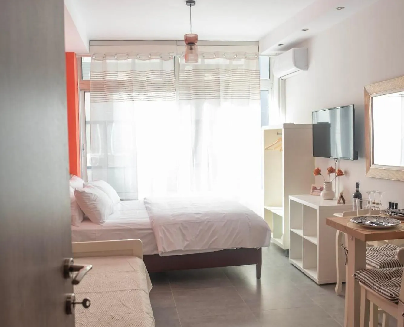 3C'S Thess At The Old Frankish Quarter - Ladadika/ Merchant'S Square Thessaloniki Apartment